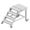 Hymer Treppenpodest mit großflächiger Plattform und 2 Rollen 0,6m Stufenbreite 4 Stufen