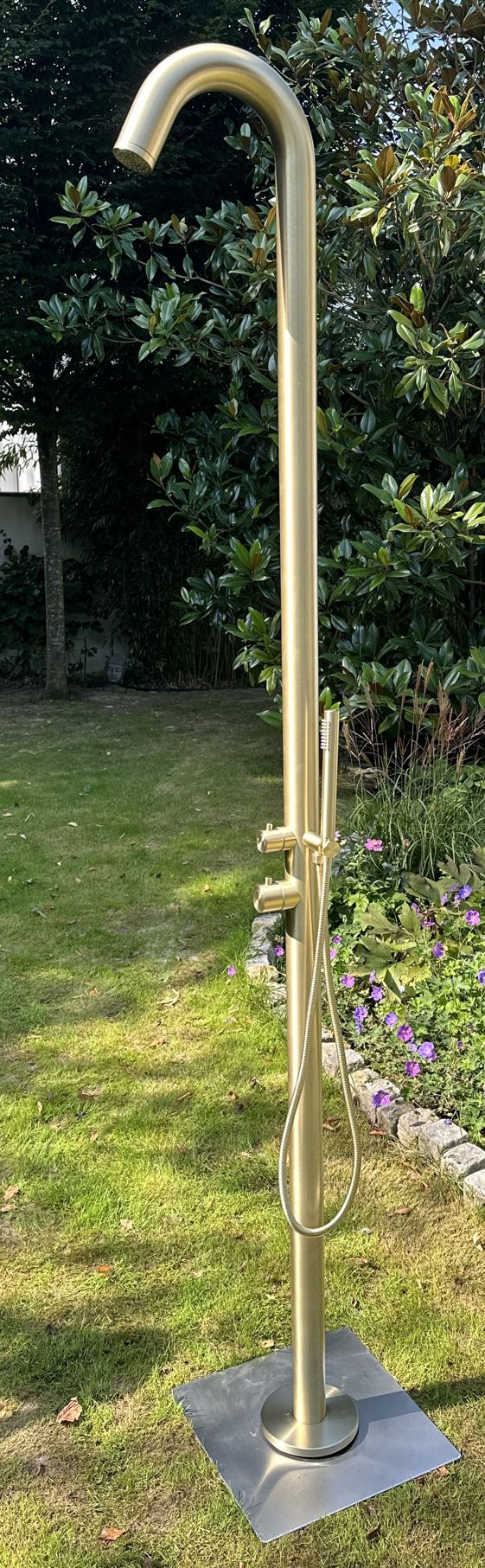 Eichenwald Modell 70 Gartendusche Sylt in Gold