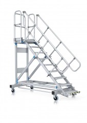 Zarges Plattformtreppe 60° mit Ergo-Stop, 800mm Stufenbreite 9 Stufen