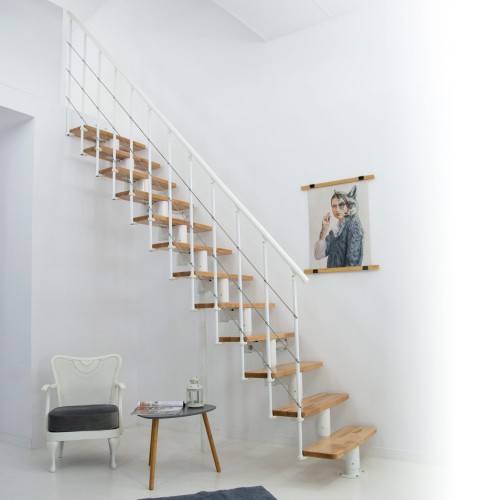 Minka Mittelholmtreppe Comfort in Buche lackiert Unterkonstruktion weiß bis 312-336cm Geschösshöhe