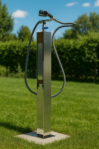 Eichenwald Modell 70 Gartendusche Altena klein mit Handbrause Gardena-Schlauchanschluss sowie Erdspieß