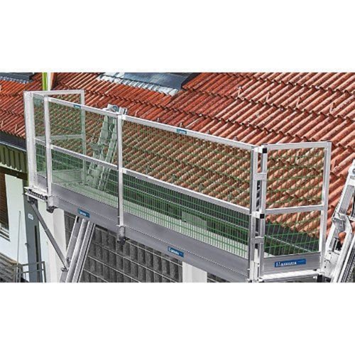 Mauderer Blitzgerüst als Dachschutzwand Komplett-Angebot inkl. Leitern und Sicherheitsnetz