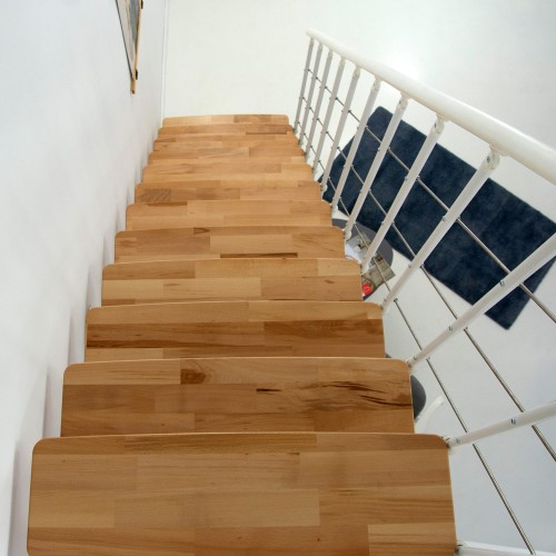 Minka Mittelholmtreppe Comfort Top in Buche oder Buche auf Walnuss bis 336cm Geschösshöhe