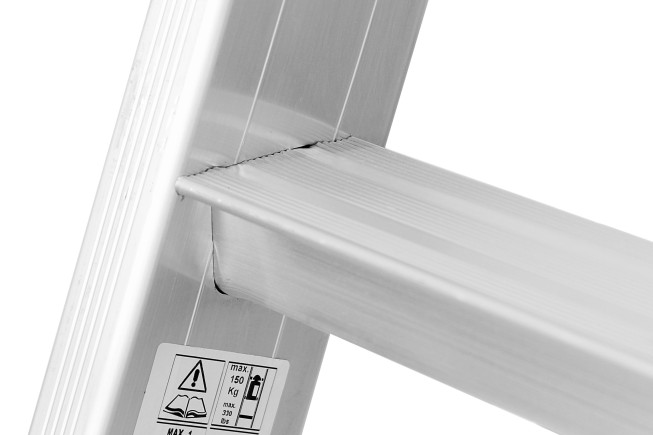 Hymer Plattformleiter Protect mit selbstschließender Sicherheitstüre 4 Sprossen