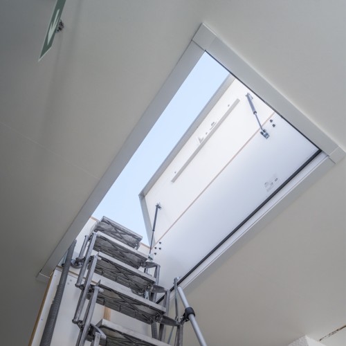 Roto Flachdachausstieg Exklusiv bis 309cm Raumhöhe