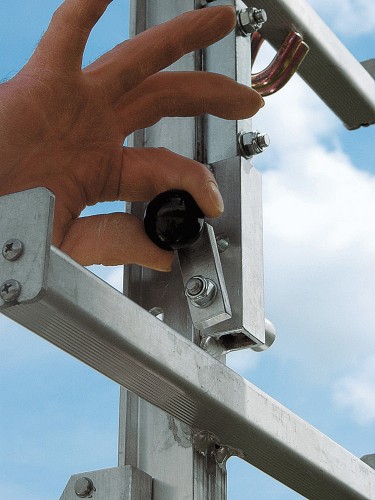 Munk Einholm-Mastleiter mit integriertem Steigschutz Leiterfuß
