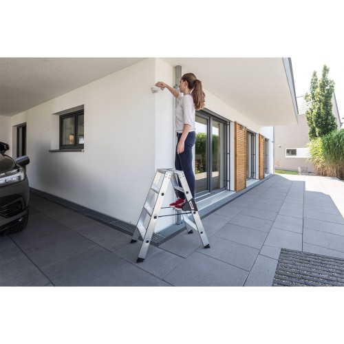 MUNK Stehleiter mit ergo-pad beidseitig begehbar 2x4 Stufen