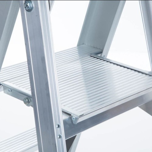 ASC Eurostairs Stufenstehleiter einseitig eloxiert mit Plattform