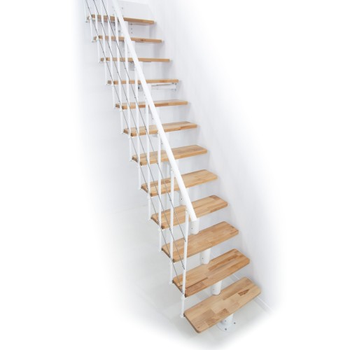 Minka Mittelholmtreppe Comfort in Buche auf Walnuss Unterkonstruktion schwarz bis 312-336cm Geschösshöhe