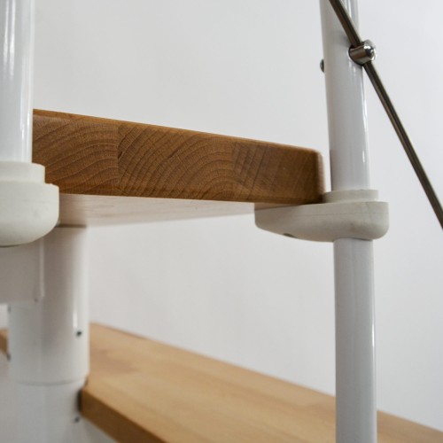Minka Mittelholmtreppe Comfort in Buche lackiert Unterkonstruktion weiß bis 312-336cm Geschösshöhe