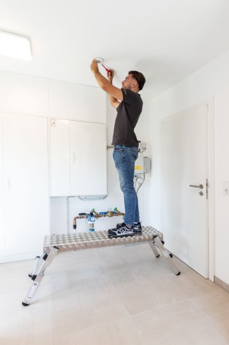 MUNK Aluminium Arbeitsplattform mit Klappfüßen