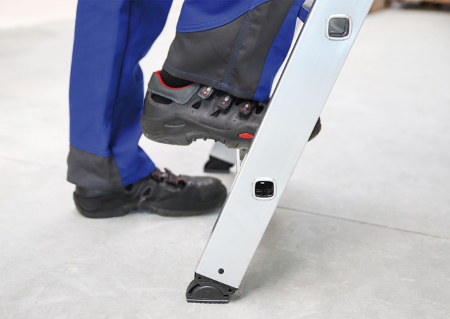 MUNK Stehleiter mit ergo-pad